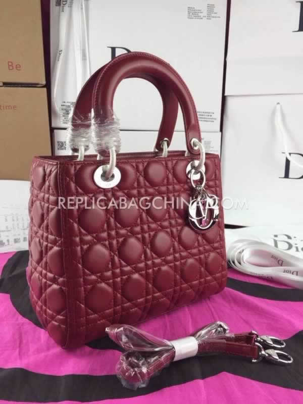 Replica evening handbagsReplica dior hobo bagReplica christian dior hand bag.